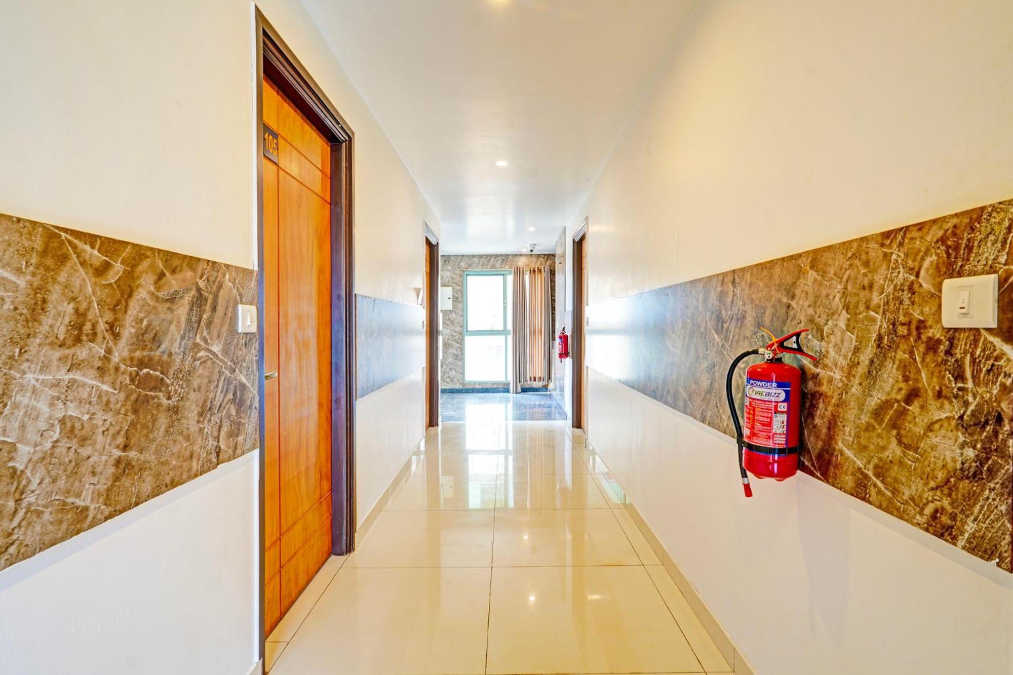 Super Hotel O Kaveri Road Mysore Narasimharaja Puram Exterior foto